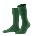 Falke Day Sock Airport (climate-regulating, skin-friendly) dark green Men - 1 Pair