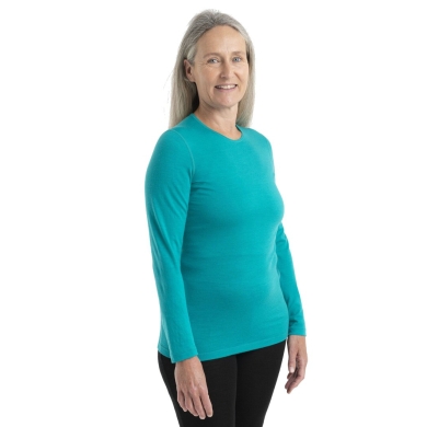 Icebreaker Underwear Long Sleeve 200 Oasis LS Crewe - Merino Wool, close-fitting - green Women