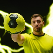 Kempa Handball Leo (durable training ball) yellow/black - 1 piece