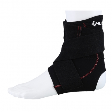 Mueller Ankle Support Basic black - One size fits all -