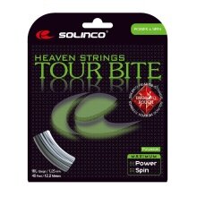 Stringing with tennis string Solinco Tour Bite Diamond Rough silver